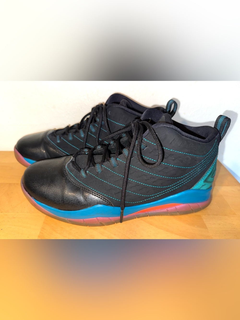 Air Jordan Velocity Tropical Teal Black Pink Boys Youth 6.5Y 693361-063